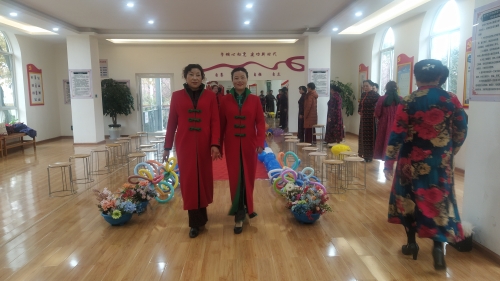 安宁市太平新城街道分校万辉社区老年学校“最美的你”时装秀活动2
